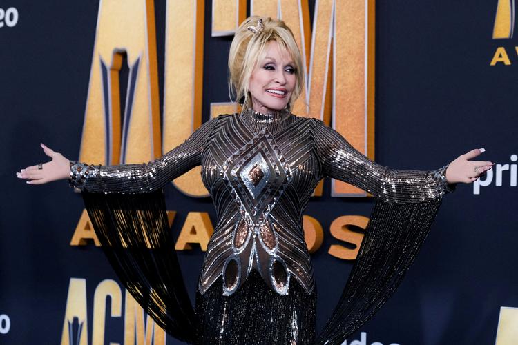 Dolly Parton er ikke blot kendt for hits som '9 to 5' og 'Jolene'. Hun har også gjort sig bemærket for sine markante donationer til forskning, uddannelse og velgørenhed. Foto: Maria Alejandra Cardona/Ritzau Scanpix