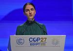 Romina Pourmokhtari tog sit nederlag i EU med oprejst pande og lover at støtte en klimafond, hvis den bliver til virkelighed.  Foto: Ahmad Gharabli/Ritzau Scanpix