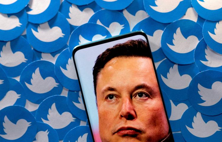 Verdens rigeste mand, Elon Musk, købte i oktober det sociale medie Twitter for 44 milliarder dollar, eller hvad der svarer til lige knap 328 milliarder danske kroner. Foto: Dado Ruvic/Ritzau Scanpix