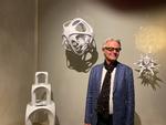Poul Christiansen 75 år.fotograferet på Designmuseum Danmark hvor han er repræsenteret med flere værker bl.a disse foldede sk