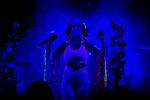 Med en eksplosiv koncert på Vega skruede colombianske Bomba Estéreo op for varmen i en kold tid  Foto: Martin Lehmann