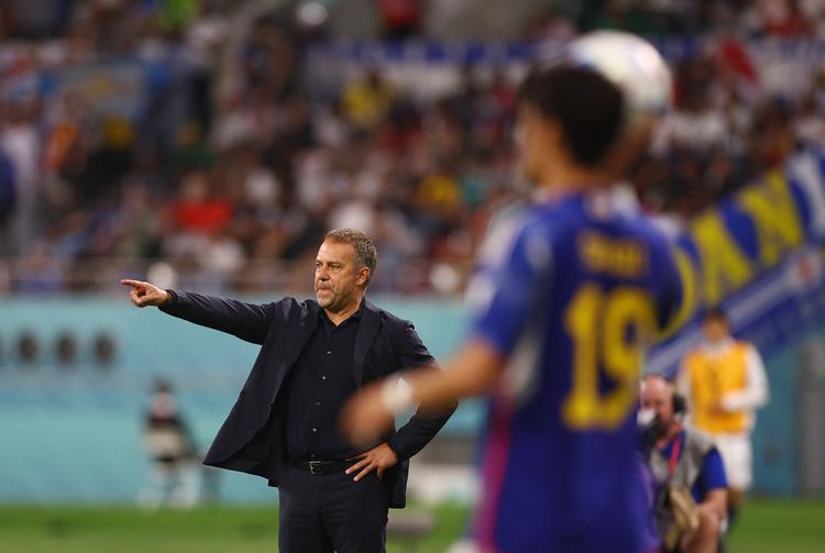 Hansi Flicks tyske mandskab har modtaget stor kritik i de tyske medier siden deres 2-1 nederlag til Japan i første gruppekamp. Foto: Kai Pfaffenbach/Ritzau Scanpix