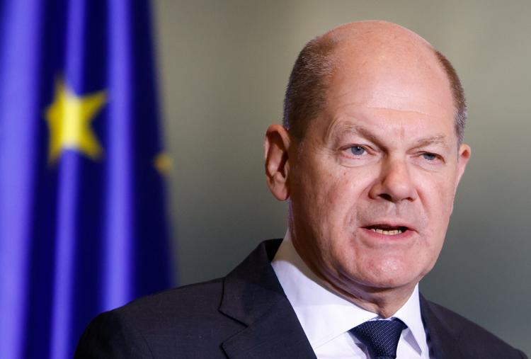 Tysklands kansler Olaf Scholz havde fredag en timelang telefonsamtale med Ruslands præsident Vladimir Putin. Foto: Michele Tantussi/Ritzau Scanpix