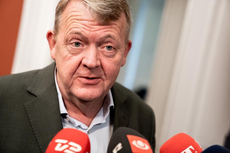 Lars Løkke Rasmussen kommenterede tirsdag regeringsforhandlingerne efter Moderaternes gruppemøde. De konservative har udstyret ham med notable trumfer på hånden. (Foto: Ida Marie Odgaard/Ritzau Scanpix)   Foto: Ida Marie Odgaard/Ritzau Scanpix