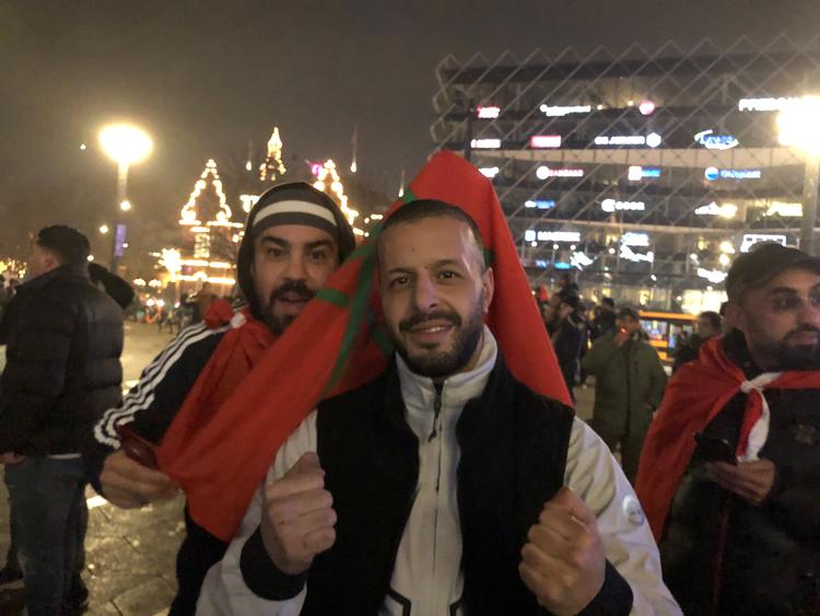 Kadim Soufian på 31 år er født i Marokko, men kom til Danmark som spæd og var ovenud lykkelig efter Marokkos triumf. Foto: Poul Husted