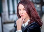 Alice Feeneys krimi 'Sten saks papir' tager alle virkemidler - barndomstraumer, fortrængning, diagnoser, jalousi og klassiske gotiske elementer – i brug, men det bliver en temmelig uskøn pærevælling. Foto: Uden copyright