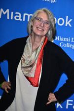  Før canadiske Louise Penny blev succesforfatter med blandt andet en thriller, hun skrev sammen med Hillary Clinton, var hun plaget af alkoholisme og skriveblokering. Foto: mpi10/Ritzau Scanpix