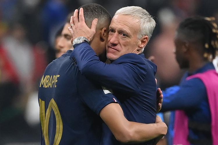 Didier Deschamps sætter som landstræner blandt andet sin lid til Kylian Mbappé, der indtil videre har scoret fem mål ved VM. Foto: Franck Fife/Ritzau Scanpix