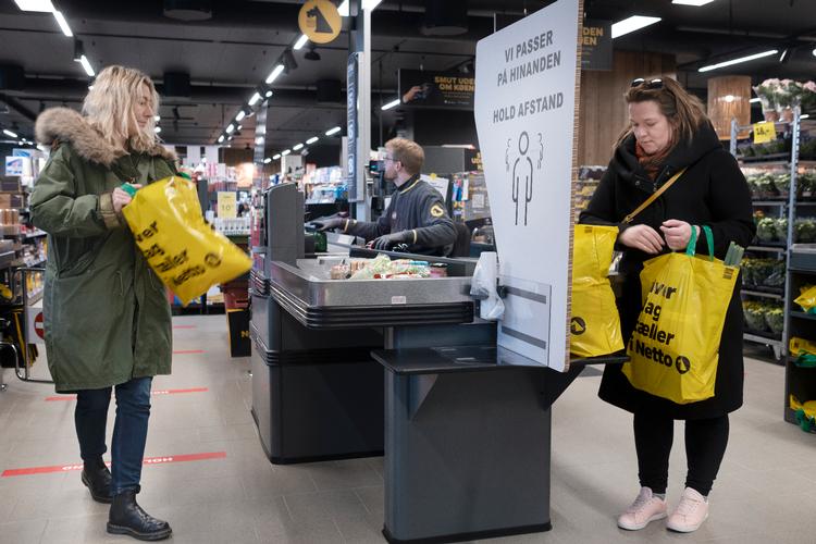 Forbrugertilliden stiger en smule, men den er set over hele året den laveste Danmarks Statistik nogensinde har målt. (arkivfoto) Foto: Mikkel Hørlyck