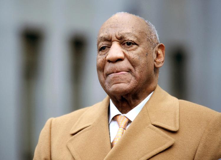 Bill Cosby fotograferet foran retten i sommeren 2022 forbindelse med sin dom for overgreb på Judy Huth. Overgrebet fandt sted i 1975, da Huth var 16 år gammel. Foto: zz/dennis Van Tine/star Max/ipx/Ritzau Scanpix