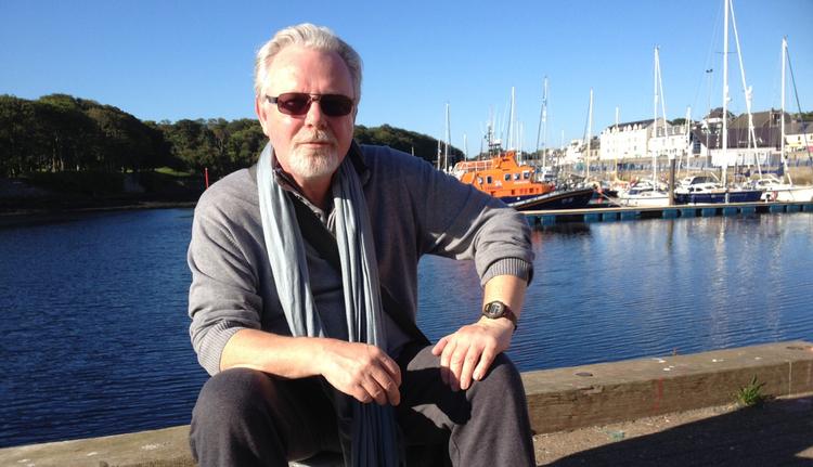 Krimiforfatteren Peter May skriver om det Skotland, turisten ikke umiddelbart ser. Foto: Privatfoto, 2022