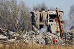 Det meste af bygningen, en tidligere skole, blev pulveriseret ved det ukrainske angreb. Foto: Alexander Ermochenko/Ritzau Scanpix