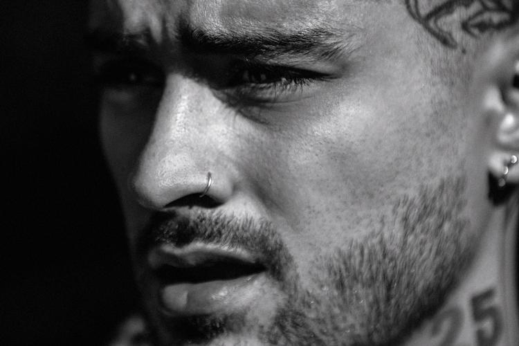 Zayn Malik var i One Direction kendt som den lidt sky fyr. Men som solist er han noget mere fremme i skoene. Foto: Nabil 