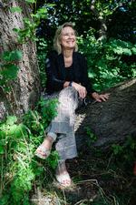 Epidemiolog Lone Simonsen er den kvindelige ekspert, som medierne oftest ringede til i 2022.  