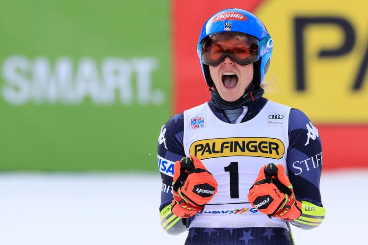 Mikaela Shiffrin vandt søndagens storslalomløb foran italienske Federica Brignone med 77 hundrededele af et sekund. Foto: Pierre Teyssot/Ritzau Scanpix