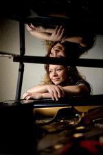 Pianisten Christina Bjørkøe har valgt at slå et slag for den lidt glemte tyske komponist Fanny Mendelssohn. Foto: Peter Hove Olesen