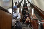 Ukrainere søger beskyttelse på metrostation i Kyiv den 26. januar. Foto: Viacheslav Ratynskyi/Ritzau Scanpix
