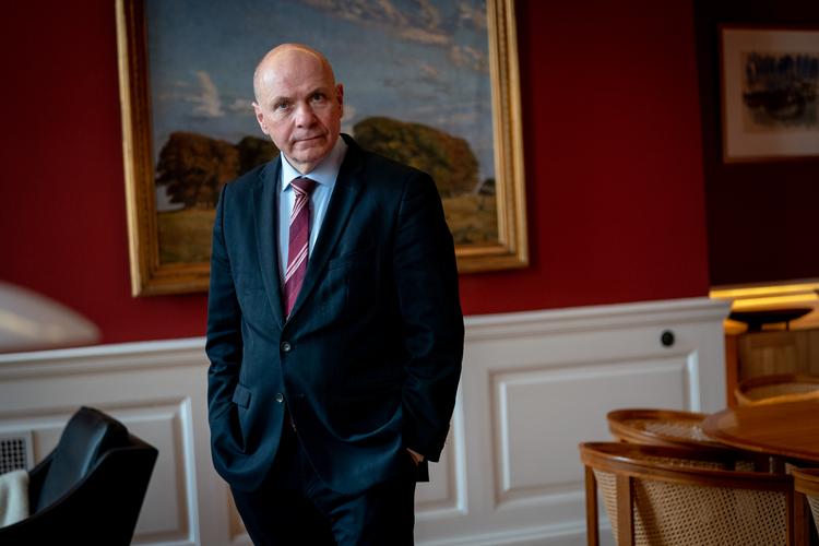     Folketingets Formand Søren Gade på sit kontor på Christiansborg. Foto: Ida Marie Odgaard/Ritzau Scanpix