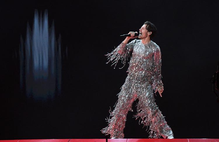 Harry Styles på scenen til weekendens Grammy-uddeling i Los Angeles, hvor han vandt to priser.  Foto: Valerie Macon/Ritzau Scanpix