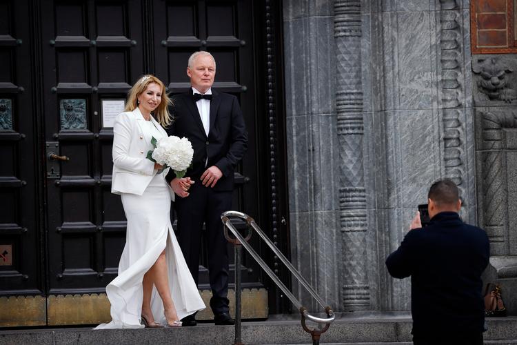 Bryllup er lig med selfiemaskiner, videografer og budgettering, eller hvad? Foto: Jens Dresling