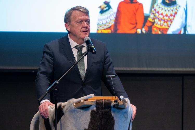 Lars Løkke Rasmussen hilste EUs beslutning om en diplomatisk repræsentation i Nuuk velkommen ved åbningen af EUs arktiske forum i Nuuk. EU vil afbalancere USAs indflydelse i Grønland, vurderer udenrigsministeren.   Foto: Leiff Josefsen/Ritzau Scanpix