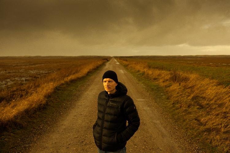 Kim Blæsbjerg har med 'De bedste familier' skrevet en giftig og saftig socialrealisme, hvor Cheminova spiller en stor rolle. Foto: Joachim Ladefoged