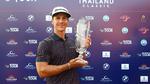 Sejren i Thailand Classic indbragte Thorbjørn Olesen en trofæ, 2,4 mio. kr. og et avancement til 5.-pladsen på sæsonens DP World Tour-rangliste. Foto: europeantour.com