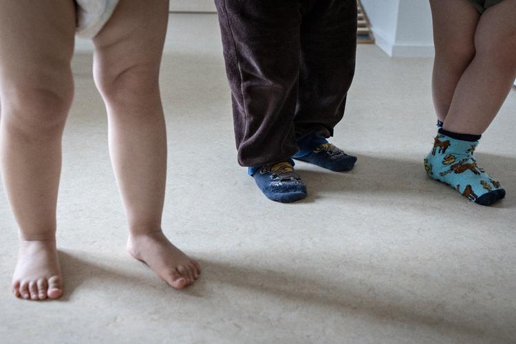 Den pædagogiske kvalitet skal hæves i daginstitutionerne. Idag er hver tredje medarbejder i dagtilbuddene uden pædagogisk uddannelse. Foto: Jesper Houborg