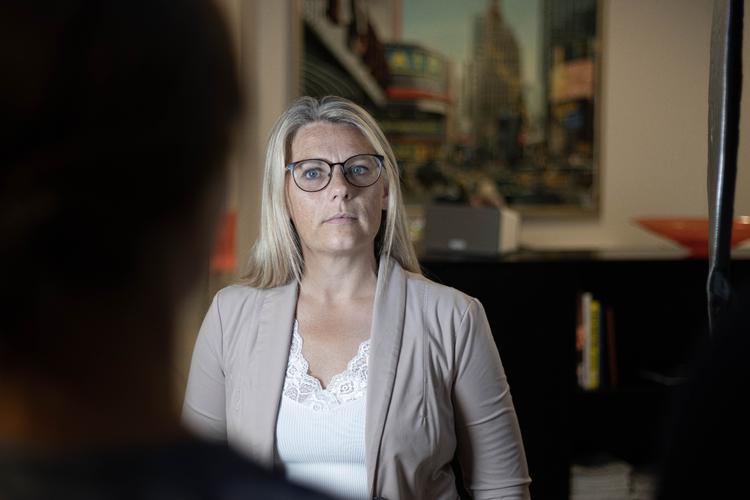 Mette Bundgaard er 47 år og selvstændig. Hun lagde sidste år og året før mere til side til pensionen, end hun har gjort tidligere. Men faktisk begyndte hun at spare op til alderdommen som meget ung. Foto: Lasse Hørdal Thomsen