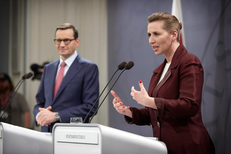     Pressemøde med statsminister Mette Frederiksen (S) og Polens premierminister Mateusz Morawiecki i Statsministeriet.   Foto: Jens Dresling