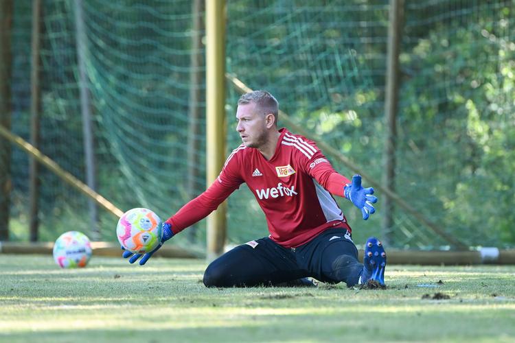 Træningsfaciliteterne i Union Berlin er de samme, som de var for 7 år siden, da Jakob Busk kom til klubben, der  sensationelt stadig er med i kampen om tre titler i denne sæson i Bundesligaen, den tyske pokalturnering og Europa League.   Foto: Matthias Koch/Ritzau Scanpix