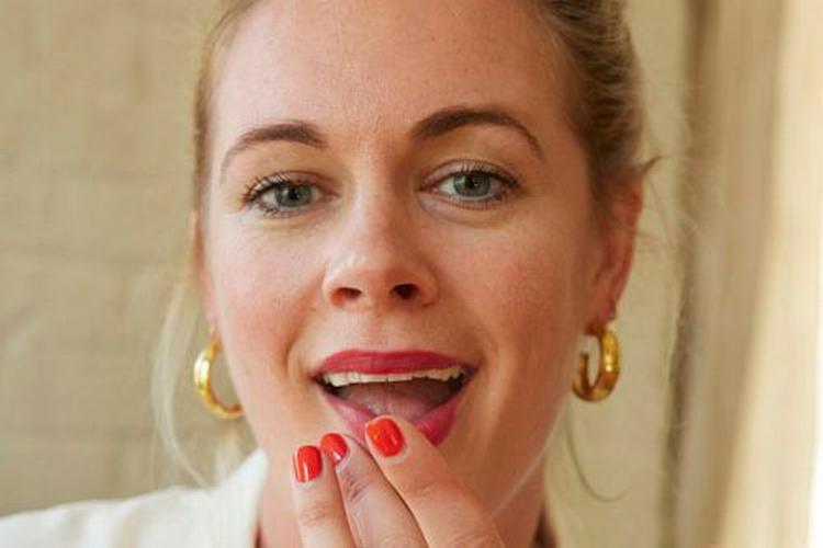 Alison E. Roman er en amerikansk madskribent, kok og YouTuber. Pr-foto www.alisoneroman.com