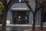 I denne uge har problemer i to finansielle institutioner med tætte forbindelser til krypto- og techverdenen skabt en mindre panik i bankaktier i USA. Fredag kollapsede Silicon Valley Bank (SVB), og nu har de amerikanske myndigheder overtaget styringen med den Foto: Justin Sullivan/Ritzau Scanpix