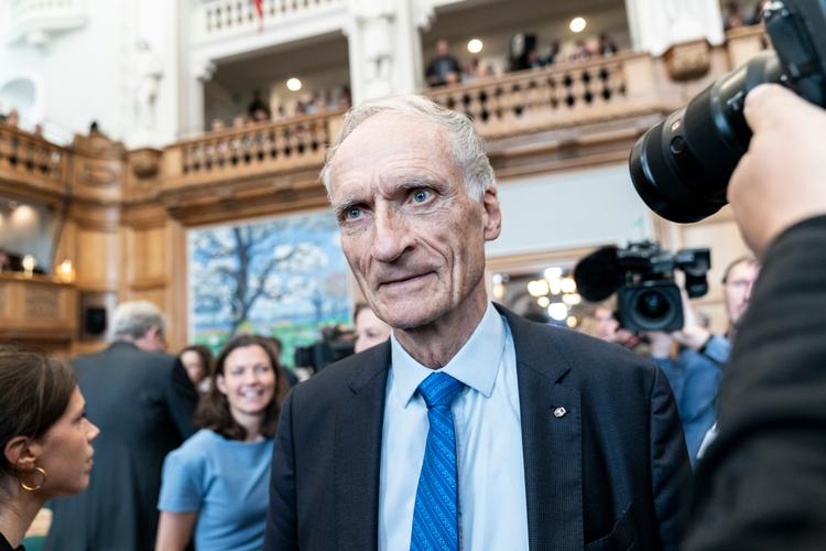 Bertel Haarder tog ordet i 'P1 Debat' og afviste at diskutere fnidder. Samtalen skulle handle om de borgerlige værdier, og det kom der en uhyre interessant debat ud af. Foto: Rasmus Flindt Pedersen