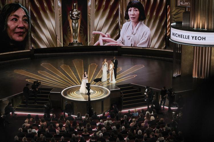 Omkring 18,7 millioner amerikanere så med, da årets oscarstatuetter blev uddelt i Los Angeles søndag aften. Foto: Carlos Barria/Ritzau Scanpix