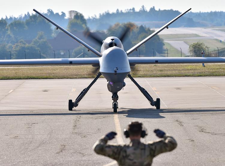 Det er en sådan drone, MQ-9 Reaper, der er blevet ramt af det russiske militærfly.  Foto: Lubos Pavlicek/Ritzau Scanpix