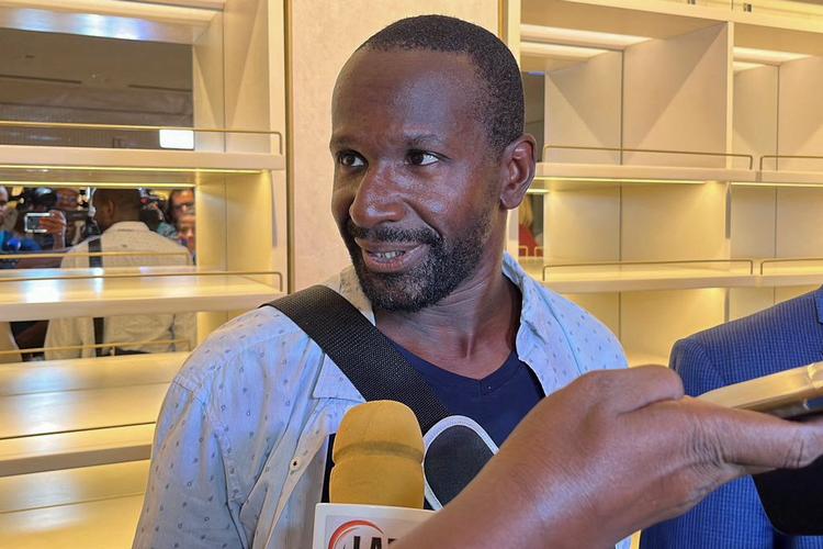 Den franske journalist Olivier Dubois, som blev bortført af en jihadistgruppe for næsten to år siden i det afrikanske land Mali. Foto: Souleymane Ag Anara/Ritzau Scanpix