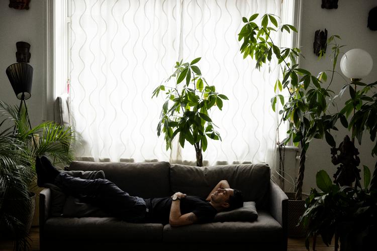 Manu Sareen har diagnosen adhd og har skrevet en bog om emnet.  Foto: Jesper Houborg