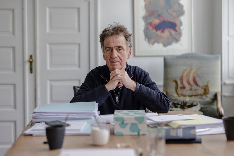 Knud Foldschack, næstformand i Fonden Christiania og advokat for Christiania, mener ikke, at Christiania er en lukket fest. Det er mulighedernes fest, men man skal kunne lide menuen. Foto: Anders Holst Pedersen