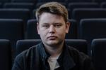 Axel Bredvad Scheuer kommer så forberedt, som han kan til de forskellige fag: »I vores studiegruppe ligger vi lige nu mere vægt på grammatik end på litteratur, fordi der er mange svære ting at komme ind i og lære i grammatik«. Foto: Anders Holst Pedersen