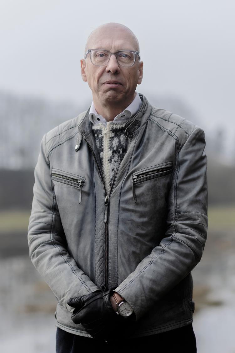 Politiker Alex Ahrendtsen, medlem af folketinget for Dansk Folkeparti, er aktuel med en biografi om Peter Rindal.  Foto: Mads Nissen