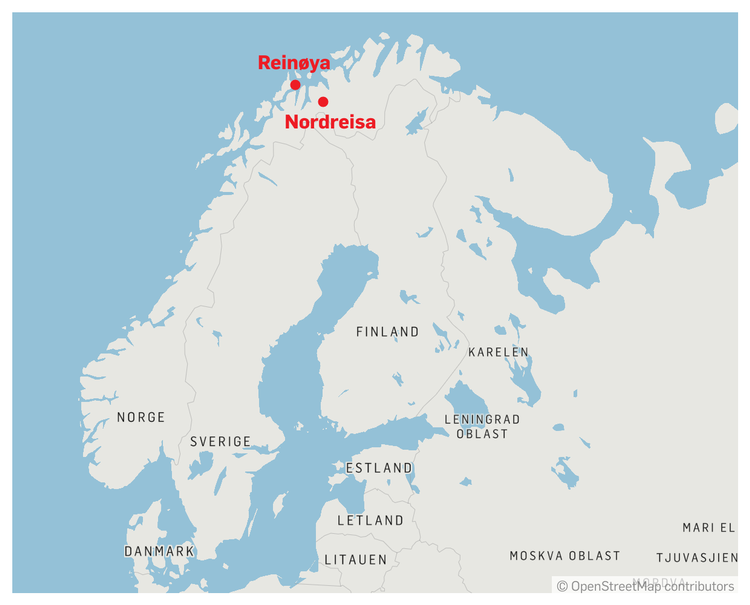 Reinøya og Nordreisa er to af de tre steder i området Troms i Nordnorge, hvor personer har mistet livet i sneskred. Derudover er en person død i Lyngen, der ligger tæt på Reinøya. 