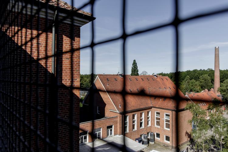     Røde Kors asylcentre. Vi ser på, hvilke rammer vi stiller til rådighed for flygtninge, hvordan de er indrettet. Sandholm, Avnstrup og Gribskov. Dette er fra Avnstrup-lejren.   Foto: Mads Nissen
