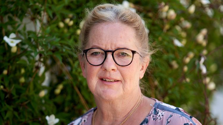 Mette Kindberg, der er landsformand for Faglige seniorer, mener, at pensionerne fra det offentlige bør reguleres i takt med de lønstigninger, der gives på arbejdsmarkedet, og at det bør ske med det samme i stedet for med to års forsinkelse. For pensionisterne kan også mærke, at de helt aktuelt har mistet købekraft.  Arkivfoto Søren Zeuth