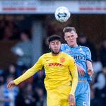 FCNs Wahid Faghir i luften med Randers FCs Hugo Andersson. Foto: Bo Amstrup/Ritzau Scanpix