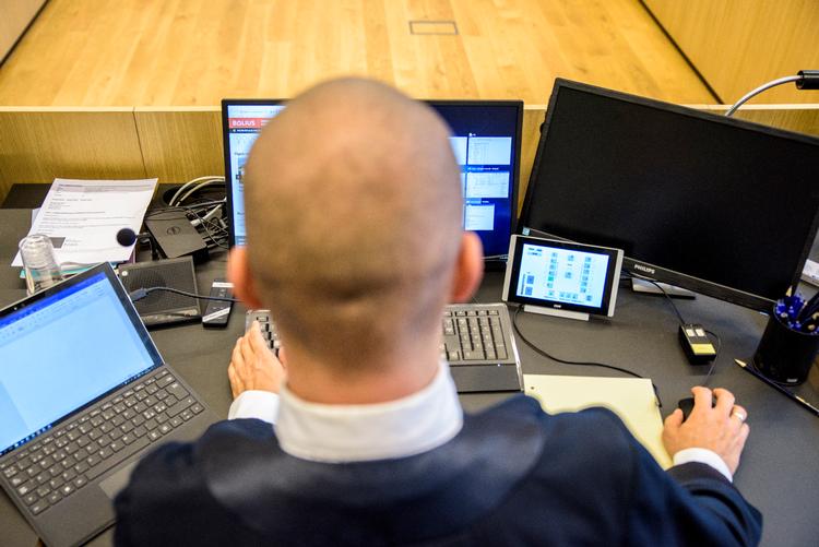 Det er en dommer, der beslutter, om der skal være navneforbud i en given straffesag. Men står det til forsvarsadvokaterne, skal det ske automatisk. Foto: Anders Rye Skjoldjensen