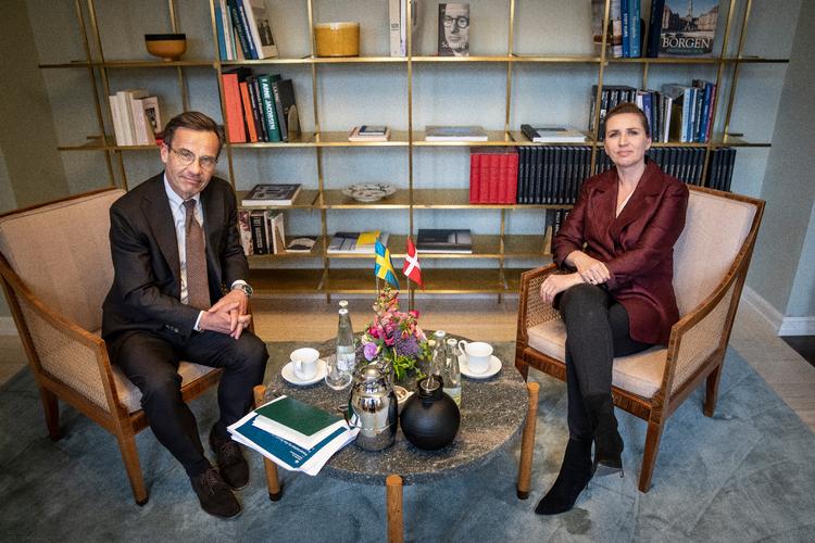 Statsminister Mette Frederiksen (S) har tirsdag besøg af sin svenske kollega, Ulf Kristersson. Foto: Mads Claus Rasmussen/Ritzau Scanpix