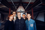 Den sidste sang på albummet ’Send For Me’ er en entydigt positiv sang helt uden eksistentiel angst, mens ’Tropic Morning News’ til gengæld er The National, som man kender og elsker dem. Mere tempo, lidt tristesse og indestængt eufori. Foto: PR-foto