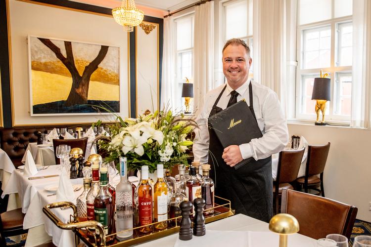 Thomas Havskjær (foto) og hans partner Esbern Juhl har omdannet Godstedlund ved Maribosøerne til et voksenhotel. Foto: Ingrid Riis