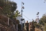Israelske soldater i Hebron på den besatte Vestbred., hvor det israelske militær har iværksat et massivt netværk af overvågningskameraer med ansigtsgenkendelse af den palæstinensiske befolkning.
 Foto: Hazem Bader/Ritzau Scanpix